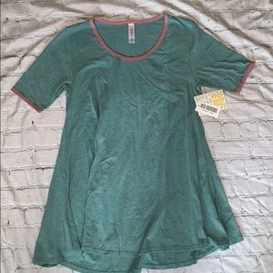 NWT Perfect T